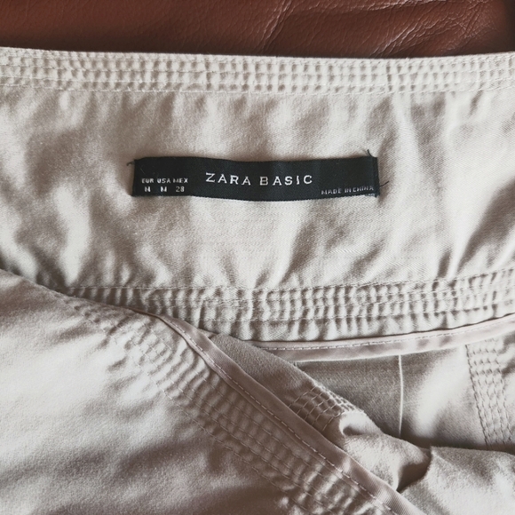 ZARA skirt. Size 8. Pleated,belted gray color. Cotton. - Picture 4 of 5